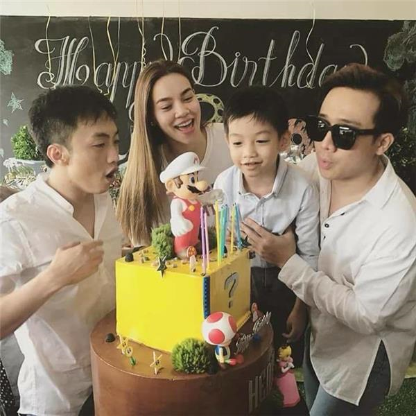 Cuong Do La - tu thieu gia kin tieng den yeu duong on ao mang xa hoi hinh anh 4