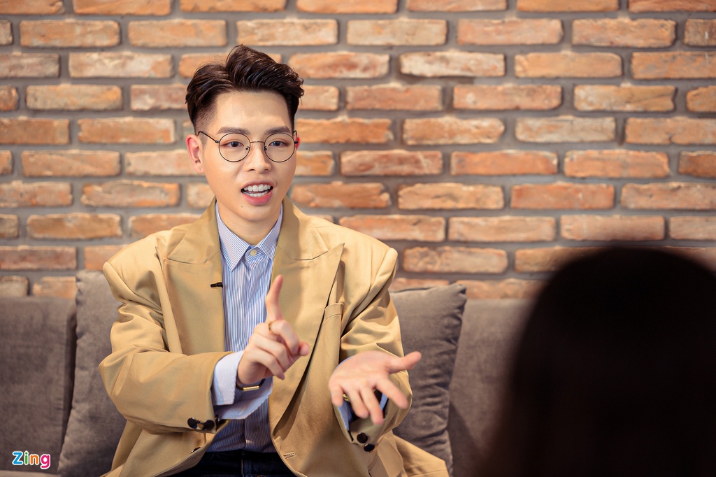 Duc Phuc: 'Toi suy sup, buon ba khi guong mat tro lai giong xua' hinh anh 3