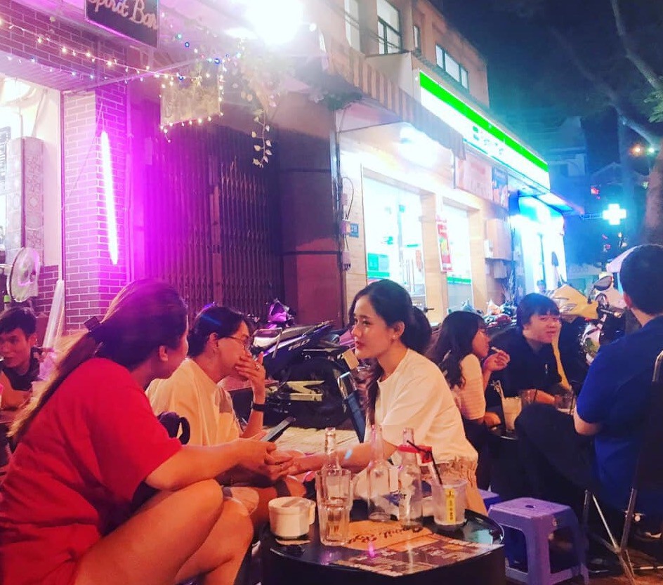 Tra sua up nguoc - trao luu moi hut gioi tre TP.HCM hinh anh 8