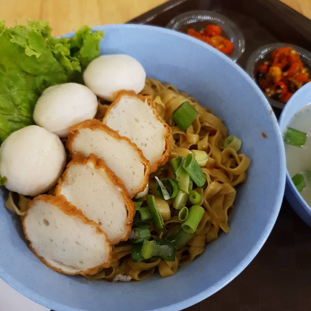 Chuoi cua hang mi ca vien 73 nam tuoi o Singapore hinh anh 1 74634275_102390977868975_2716232423656930281_n.jpg