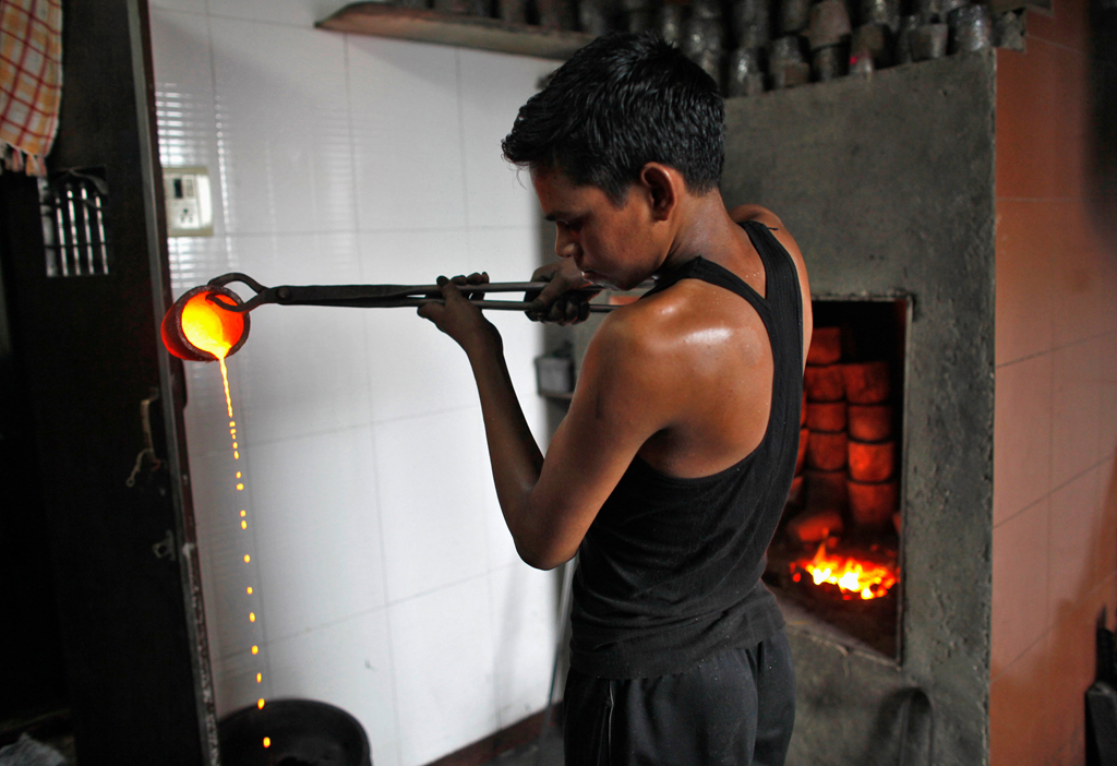 Cac nuoc dua nhau tru vang, ai gianh phan thang? hinh anh 11