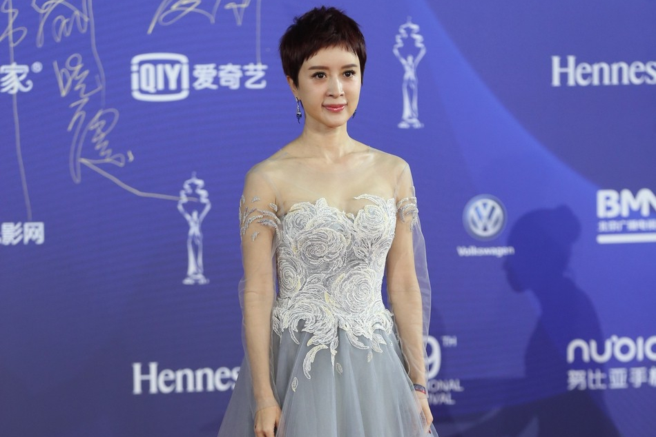 Scandal ngoai tinh va ban dam cua cong chua dep nhat 'Tay du ky' hinh anh 4