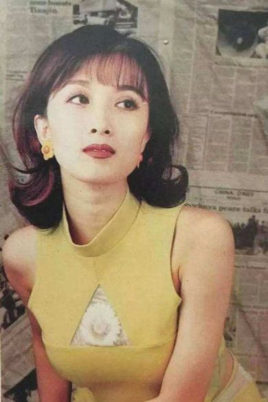 Scandal ngoai tinh va ban dam cua cong chua dep nhat 'Tay du ky' hinh anh 3