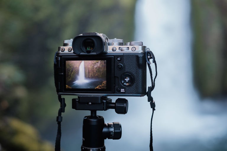 Mua may anh moi khong giup ban chup dep hon hinh anh 1 Z18726052020.jpg