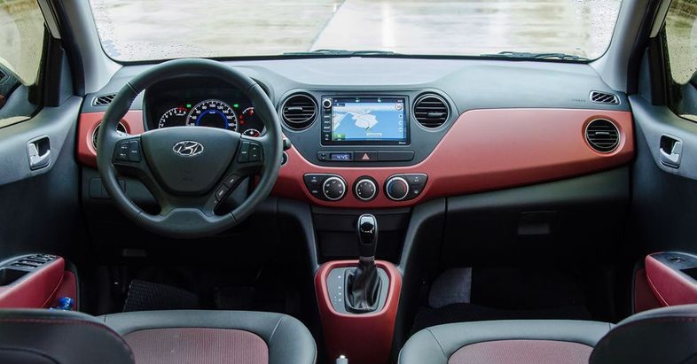 VinFast Fadil va Hyundai Grand i10 - chon gia tot hay trang bi nhieu? hinh anh 9 noi_that_i10_1.jpg