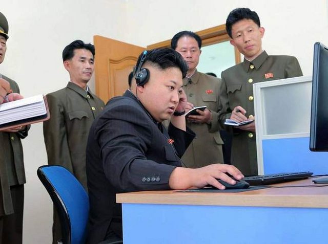 Ong Kim Jong Un va Donald Trump, ai ranh cong nghe hon? hinh anh 2
