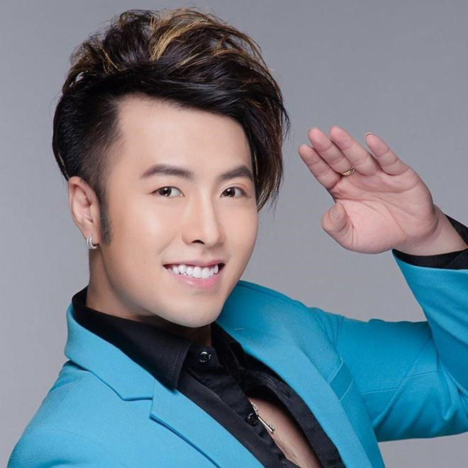 Sao nam Viet nhan y kien trai chieu khi cong khai phau thuat tham my hinh anh 1