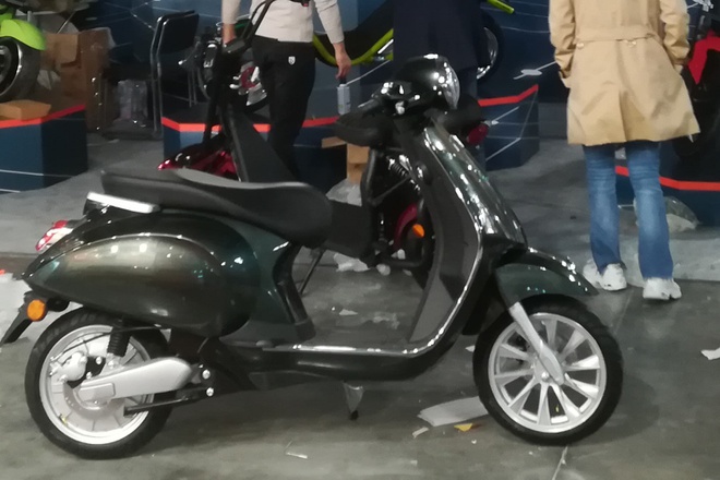 Xe Trung Quoc nhai Vespa Primavera bi bac don dang ky kieu dang hinh anh 1 Copia_Vespa_01.jpg