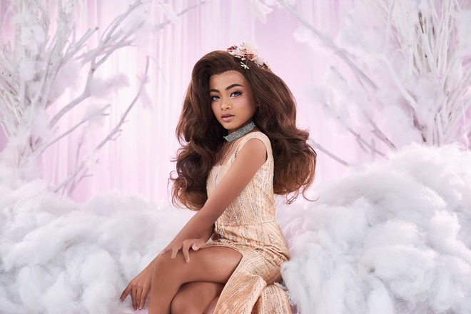 phu thuy trang diem mua nha tau xe anh 2