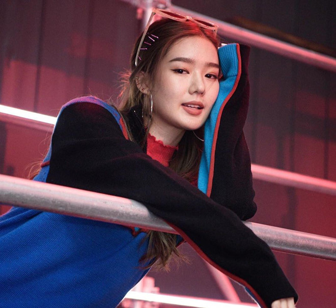 Dan hot girl Thai Lan thu hut nho dien do nhu buoc ra tu thap nien 90 hinh anh 4