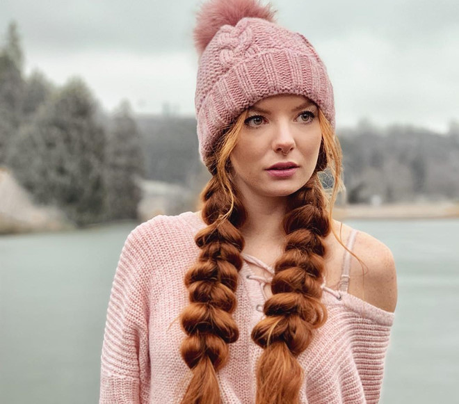 3 hot girl duoc chu y nho so huu mai toc do noi bat va quyen ru hinh anh 12