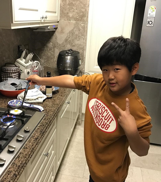 Dan sao nhi ‘Bo oi minh di dau the’ ngoai hinh thay doi sau 7 nam hinh anh 18 js3_1.jpg