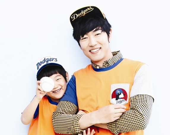 Dan sao nhi ‘Bo oi minh di dau the’ ngoai hinh thay doi sau 7 nam hinh anh 20 js5.png