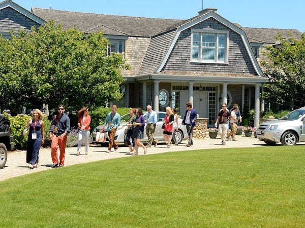 Dot nhien giau co, nguoi trung doc dac mua gi dau tien? hinh anh 6