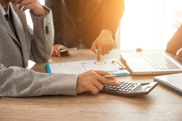 Dot nhien giau co, nguoi trung doc dac mua gi dau tien? hinh anh 9