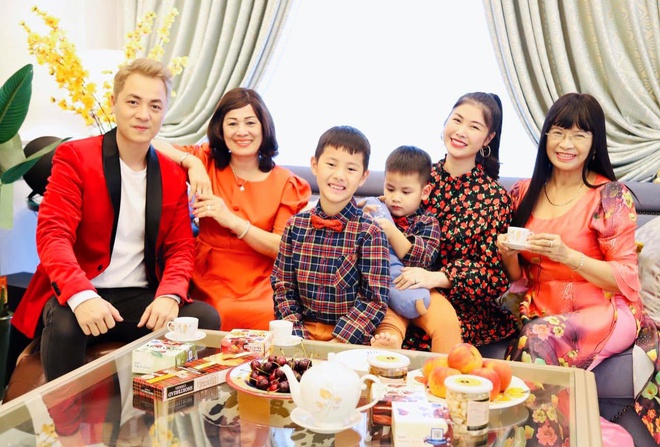 Ben trong biet thu 2 trieu USD cua ca si Dang Khoi ngay Tet hinh anh 1 44.jpg