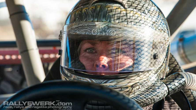 Nu tay dua noi tieng the gioi thiet mang khi dinh pha ky luc toc do hinh anh 1