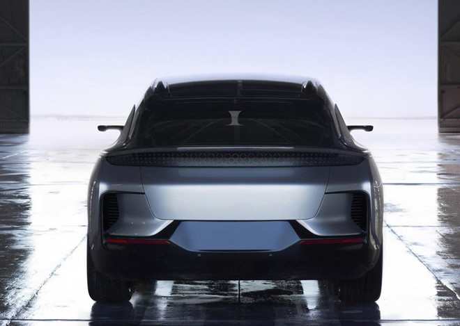 Bi kich hang xe dien TQ muon ba chu the gioi nhung lai no 113 ty USD hinh anh 1