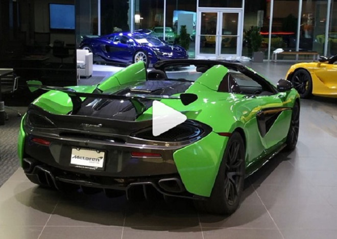 Dan sieu xe McLaren ngap trong nuoc lu hinh anh 2