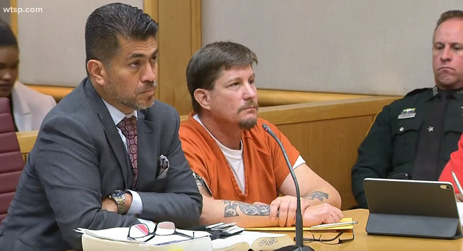 Ban chet tai xe vi do oto vao cho cua nguoi khuyet tat hinh anh 1