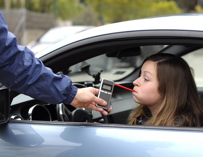 Oto co the phai gan san thiet bi phat hien tai xe say xin hinh anh 2