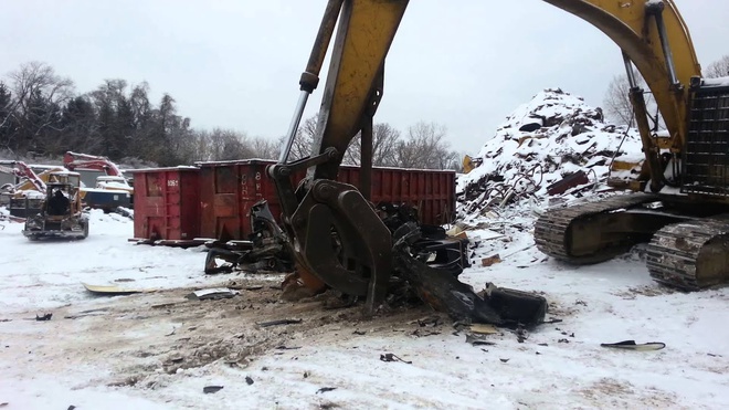 Ca lo xe Dodge Viper bi nghien nat vi so bi kien hinh anh 1