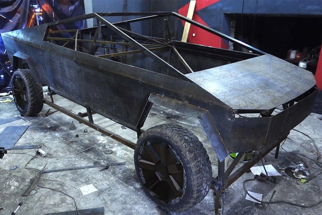 Dan choi Nga tu san xuat xe ban tai Tesla Cybertruck hinh anh 1 663059.jpg