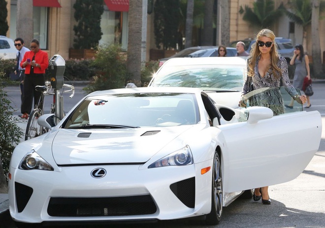 Paris Hilton ban sieu xe cu gia tren troi hinh anh 1 paris_hilton_3_.jpg