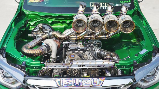 Ban tai Isuzu D-Max ban do doc dao voi 5 bo tang ap hinh anh 2 maxresdefault.jpg