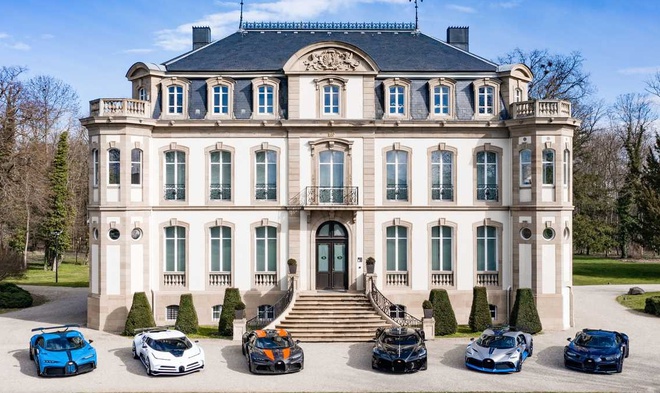 Bo suu tap 6 sieu xe Bugatti tri gia 35,6 trieu USD hinh anh 6 Bugatti_Shows_Six_Cars_Worth_A_Combined_35.6_Million.jpg