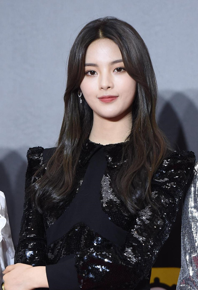 'Sieu vong mot' Lieu Nham, Thu Ky mac tao bao tren tham do hinh anh 4