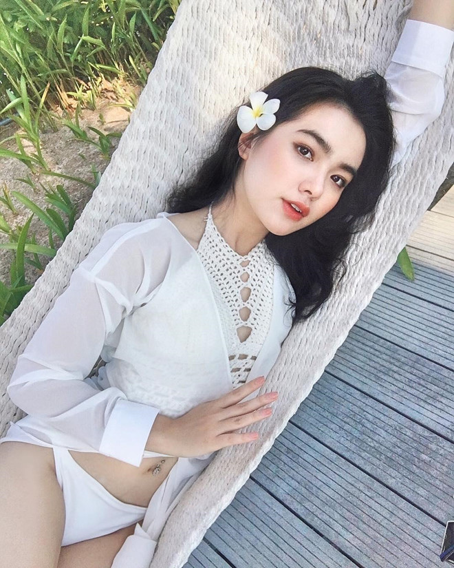 3 'bong hong lai' khoe voc dang can doi, goi cam khi dien bikini hinh anh 11