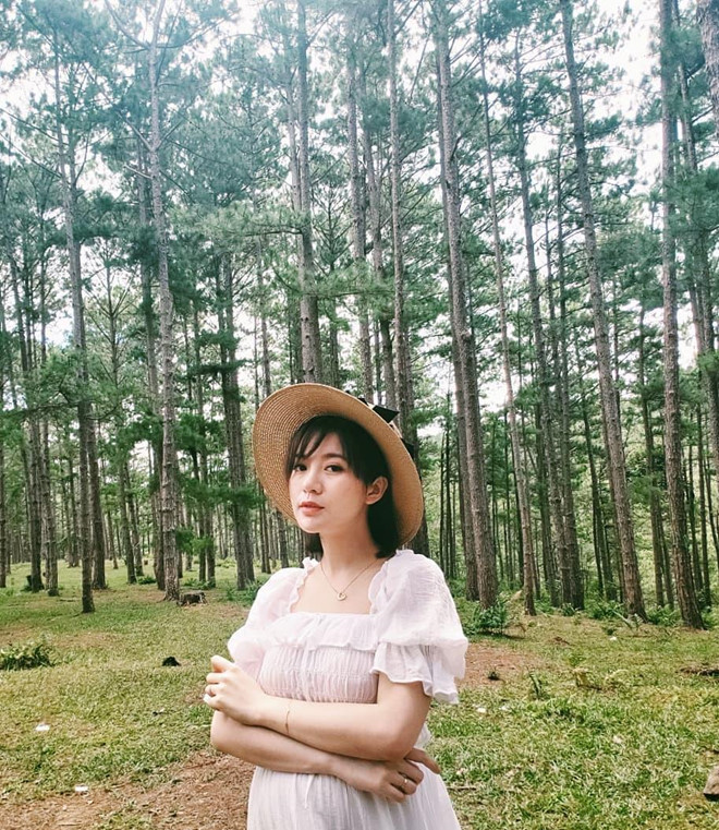 Dan hot girl duoc dan mang nhan xet 'cang mang bau cang dep' hinh anh 2