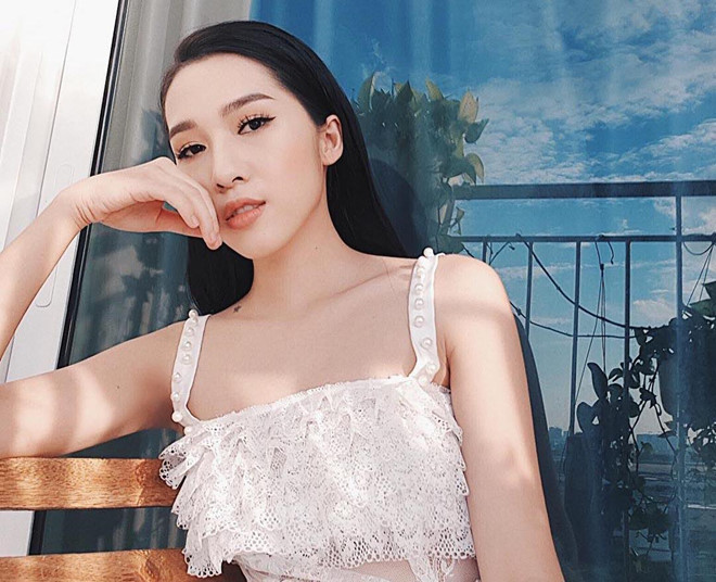 Bon hot girl Viet la me 2 con nhung ngay cang nong bong hinh anh 6