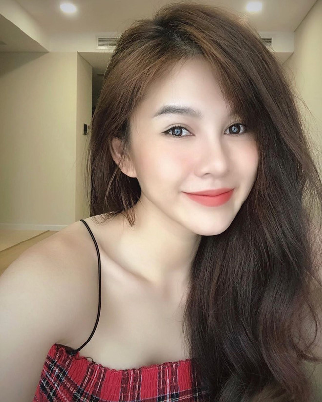 Dan hot girl sap cham nguong 30 khoe nhan sac hack tuoi hinh anh 9