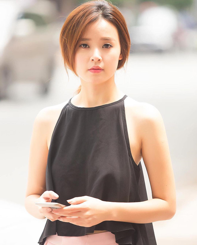 Dan hot girl sap cham nguong 30 khoe nhan sac hack tuoi hinh anh 7