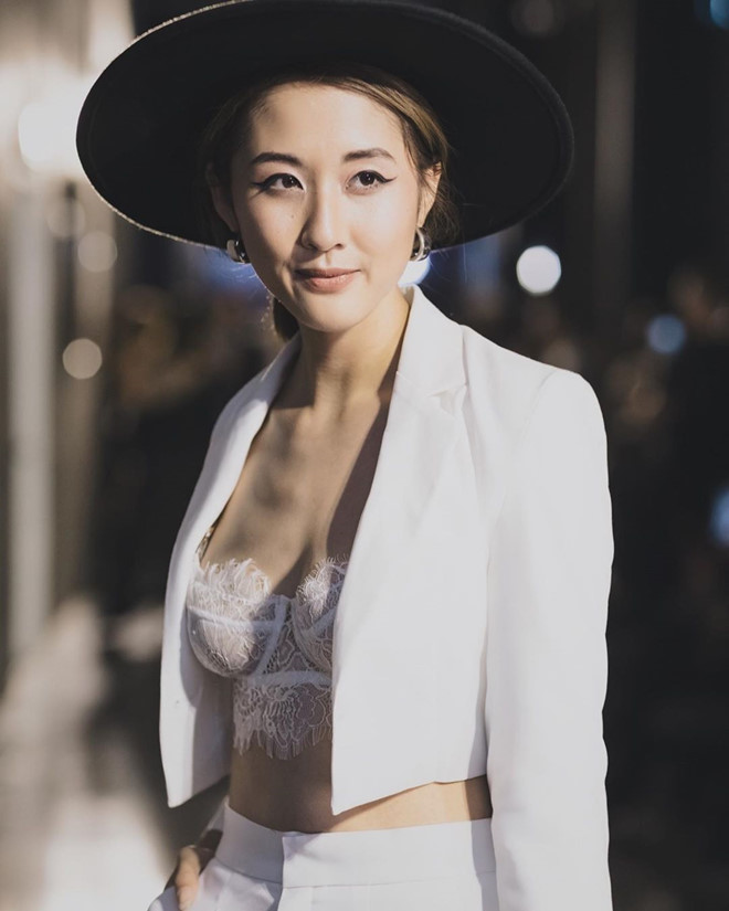 Dan hot girl mang thai lan 2 duoc khen tuoi tan, 'hop mang bau' hinh anh 10