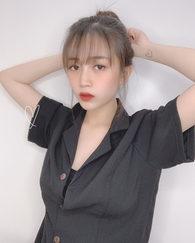 Con gai Minh Nhua khoe bung bau, hot girl 17 tuoi to chuc an hoi hinh anh 8