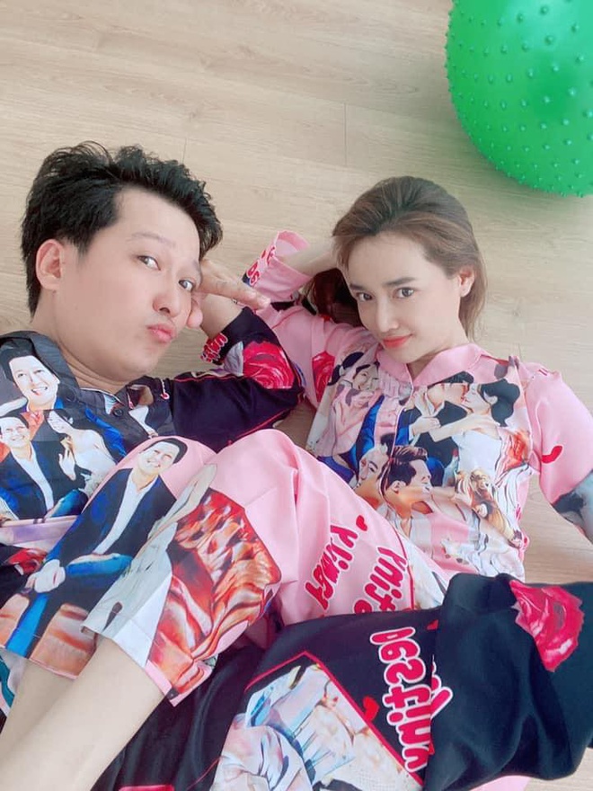 Nha Phuong khoe anh chong 20 nam truoc, khen 'anh xa luon chat' hinh anh 3 np2.jpg