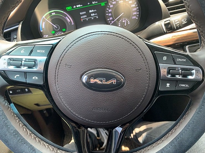 Hinh anh thuc te logo Kia moi - la mat va kho nhin hinh anh 2 2_logokia.jpg