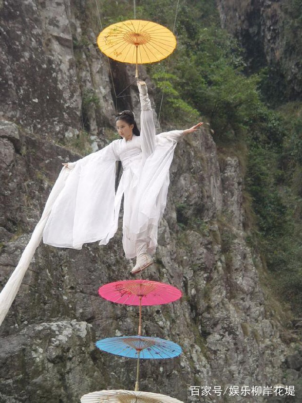 Nhung lan sao Hoa ngu suyt mat mang o phim truong hinh anh 5 ah19_15420355933341246949494.jpg