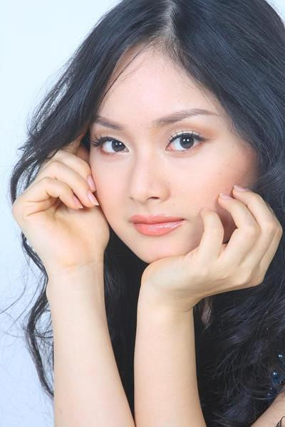 Dan dien vien tren song gio vang VTV thay doi the nao qua thoi gian? hinh anh 10