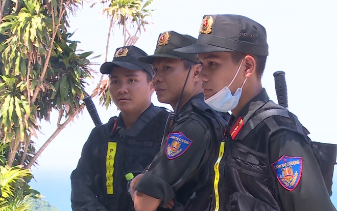 Ke sat nhan tron khoi trai giam co the da tau thoat khoi nui Hai Van anh 1