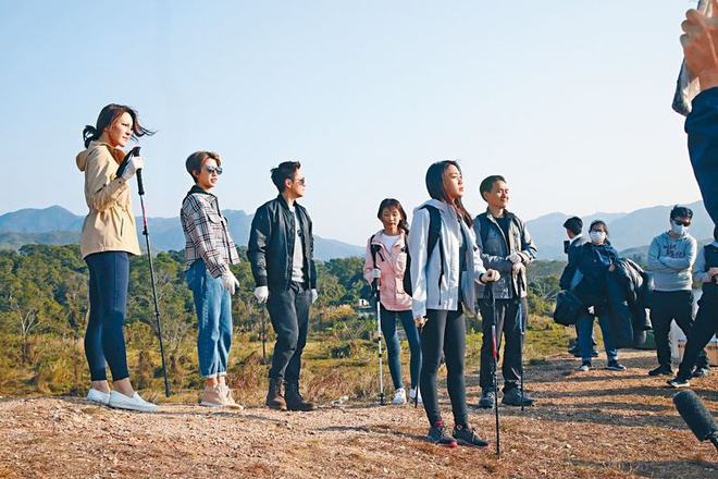 Dien vien TVB cao benh nghi quay bi nghi nhiem virus corona hinh anh 1 hh.jpg