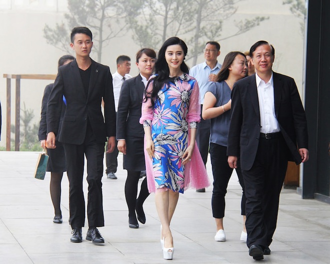 Biet thu hang trieu USD cua Pham Bang Bang bi pha bo hinh anh 2 pbb6.jpg