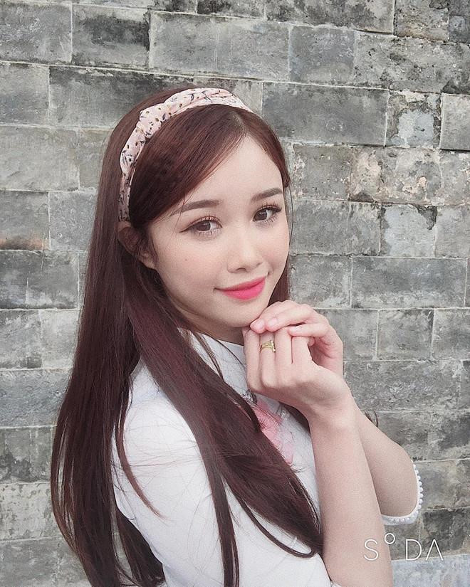 Ban gai Dinh Trong, Van Toan va nhung nang WAGs Viet song kin tieng hinh anh 5