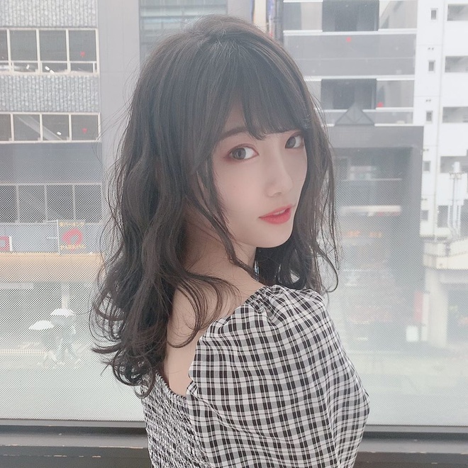 Nhan sac nu sinh nganh ky thuat Nhat Ban hay bi nham la ca si hinh anh 1 74660369_182539592800025_3711374962357144958_n.jpg