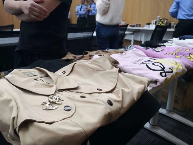 hot girl bi bat khi livestream anh 3