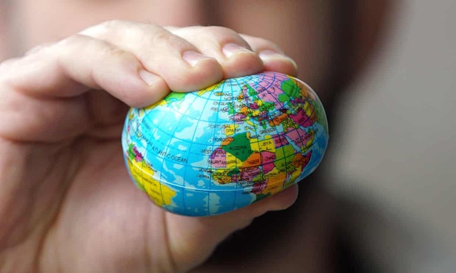 Nhieu nguoi tin Trai dat phang vi xem YouTube hinh anh 2