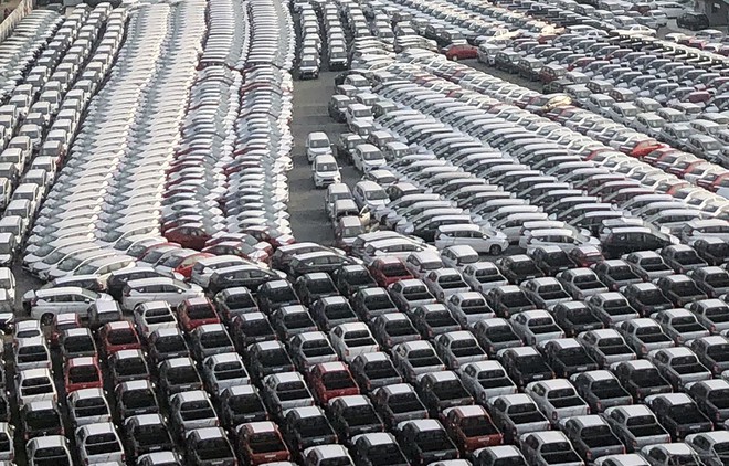 Hang rao ky thuat khong can noi oto nhap khau tran vao Viet Nam hinh anh 1